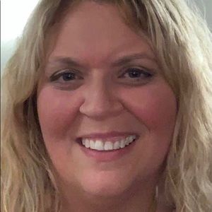 Meet your Posher, Raelene